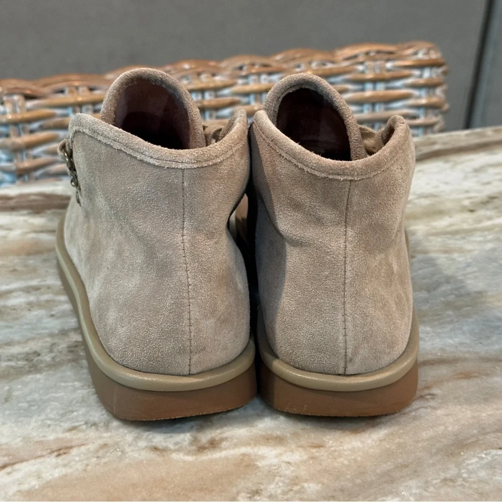 Kids LUCKY BRAND Scarlit Mocassin Suede Boot- Size 5